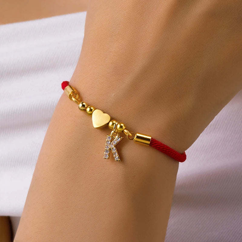 Bracelet Cordon Rouge Initiale Personnalisée et Cœur Doré Femme