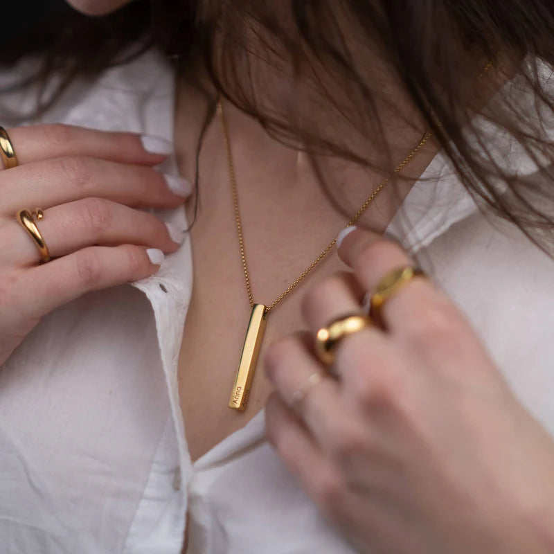 Collier Barre Verticale Personnalisé Femme