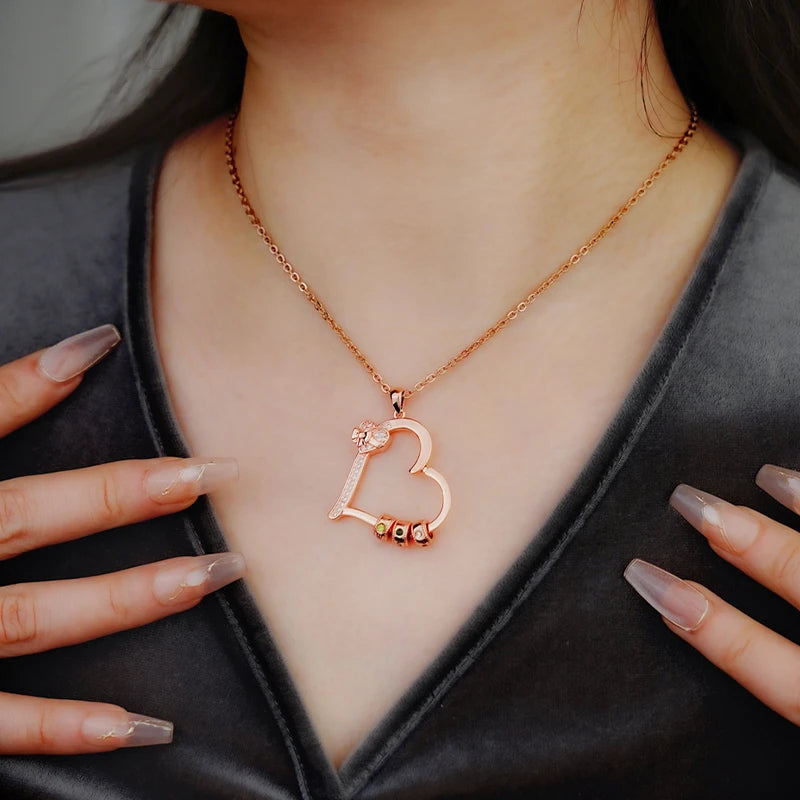 Collier Cœur Charm avec Prénoms et Pierres de Naissance Femme