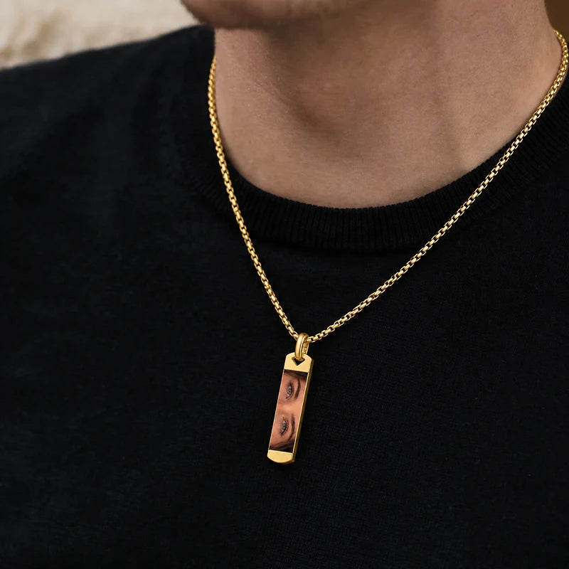Collier Homme Photo Regard avec Gravure Or Homme