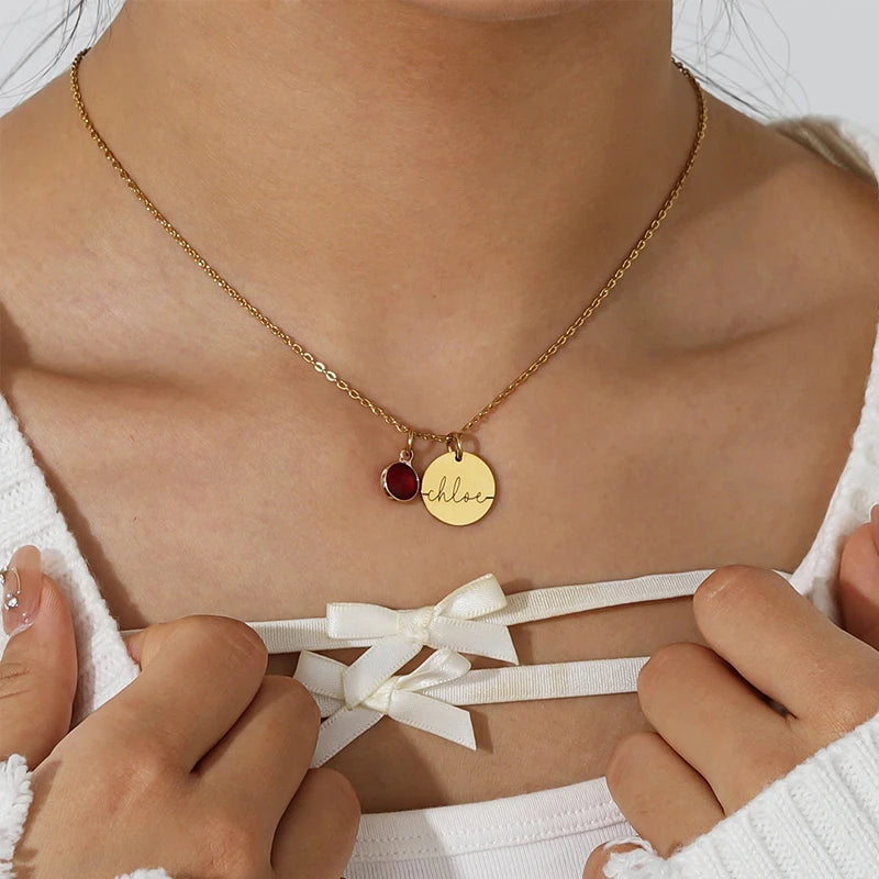 Collier Médaillon Prénom et Pierre de Naissance Femme