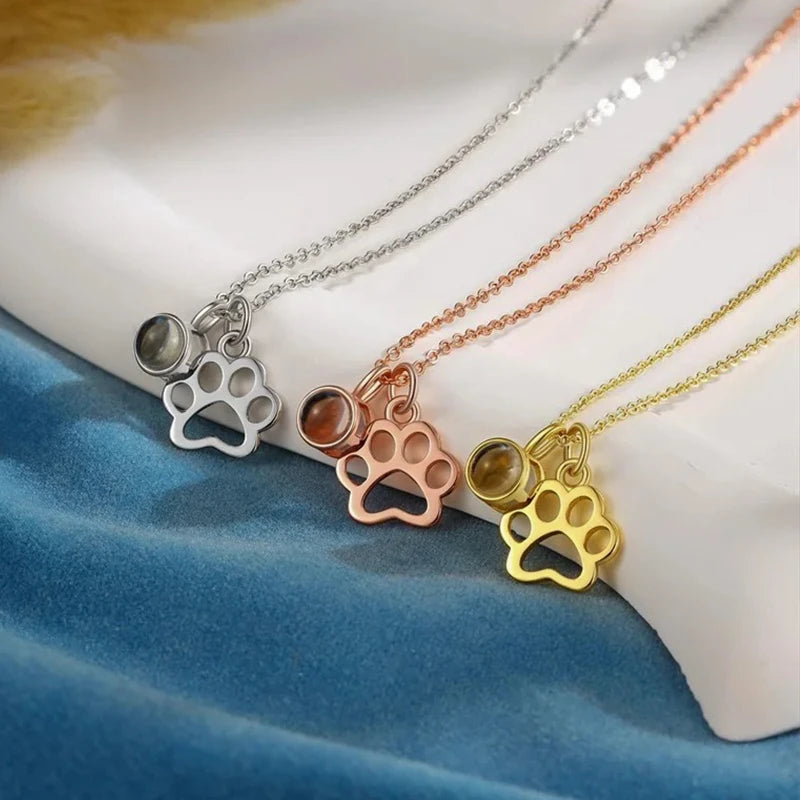 Collier Patte de Chien avec Projection Photo