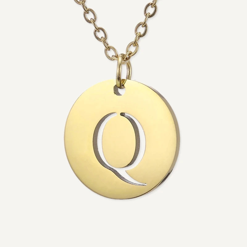 Collier Pendentif Rond Initiale Or Lettre Q