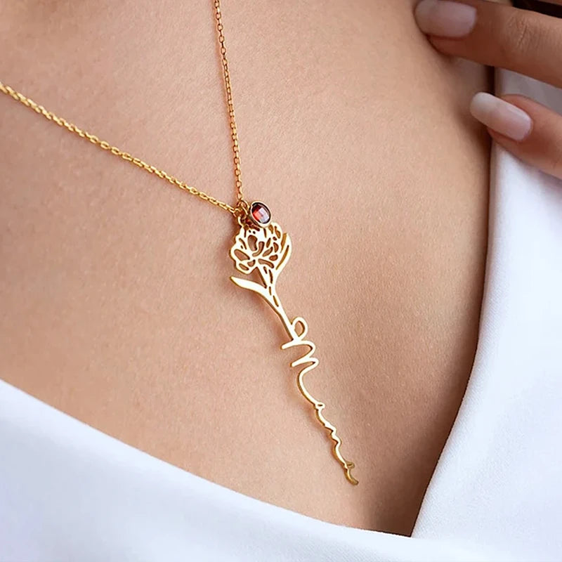 Collier Personnalisé Prénom Vertical avec Fleur et Pierre de Naissances Femme