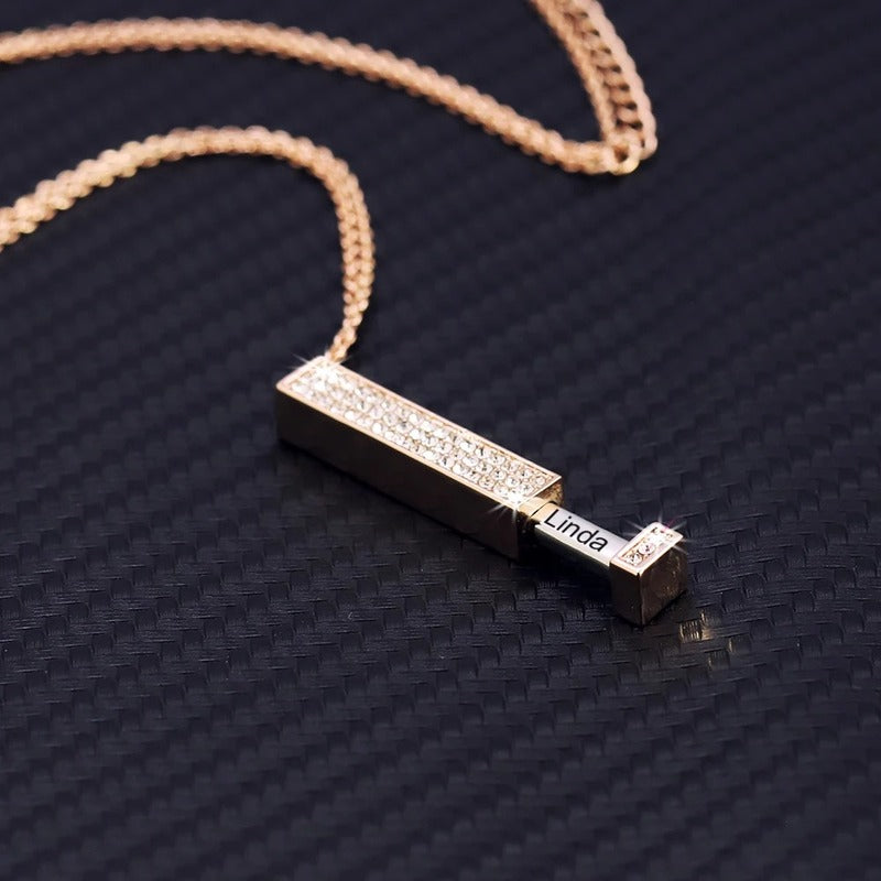 Collier Personnalisé Rectangle Strass Prénom
