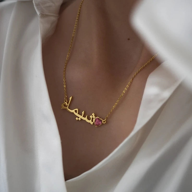 Collier Prénom Arabe avec Cœur Pierre de Naissance Femme