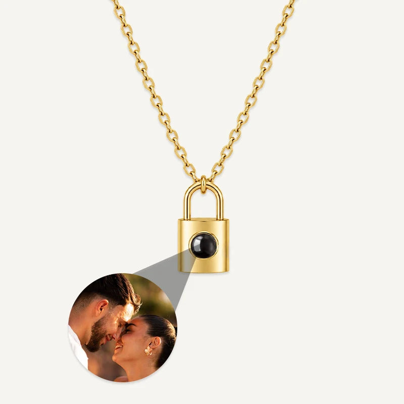 Collier Cadenas Projection Photo Or