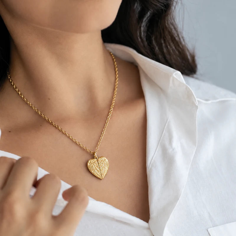 Collier Cœur Ailes d’Ange Photo Or Femme