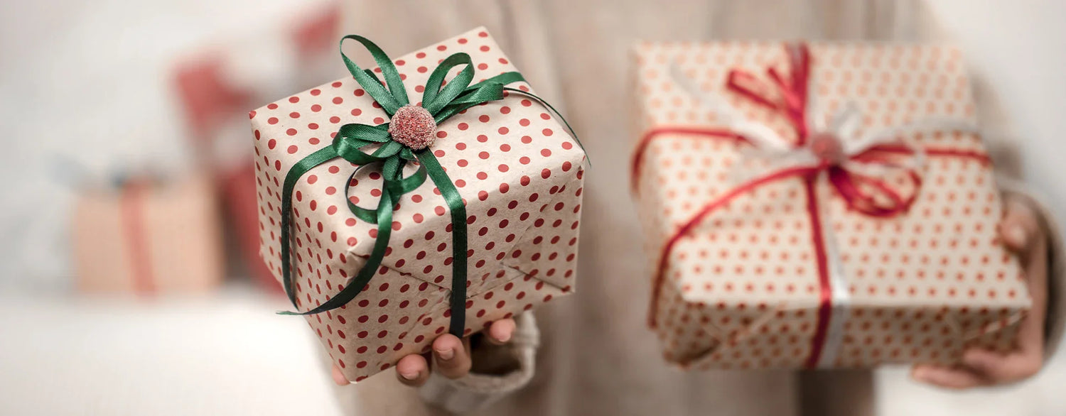 Cadeaux de Dernière Minute : nos Bijoux Personnalisés Livrés à Temps