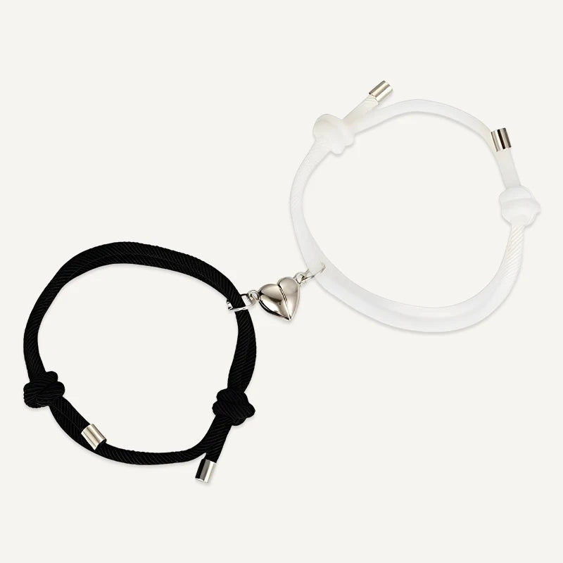 Bracelet Couple Cœur Aimanté Noir et Blanc