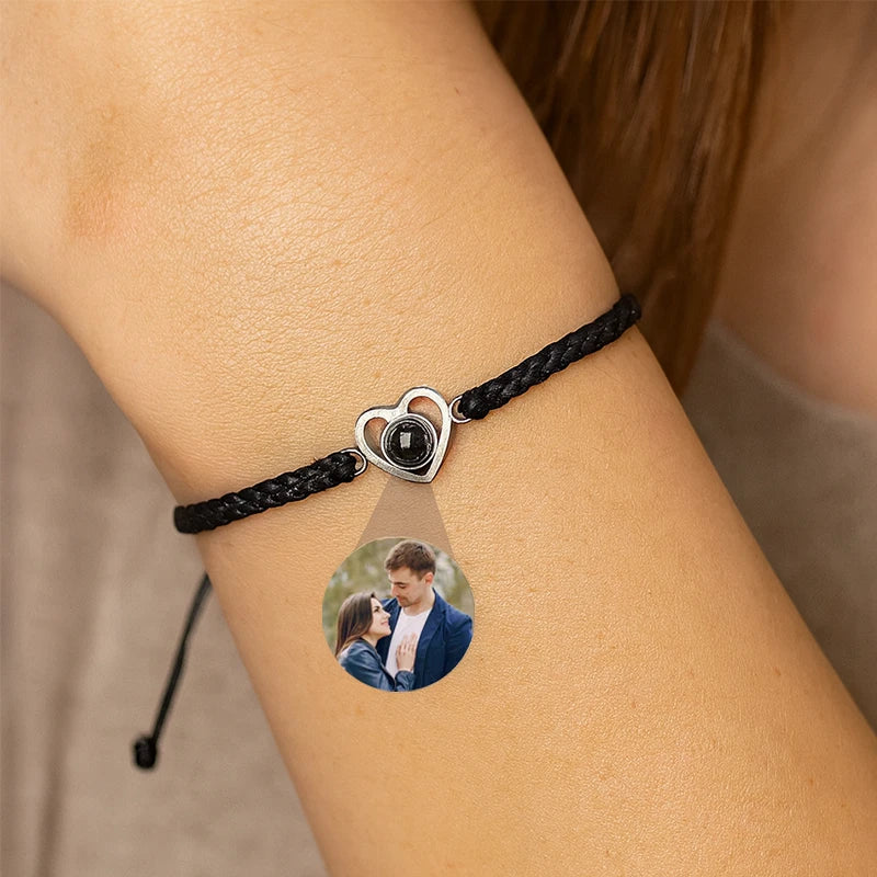 Bracelet Tressé Cœur avec Projection Photo Personnalisée Femme