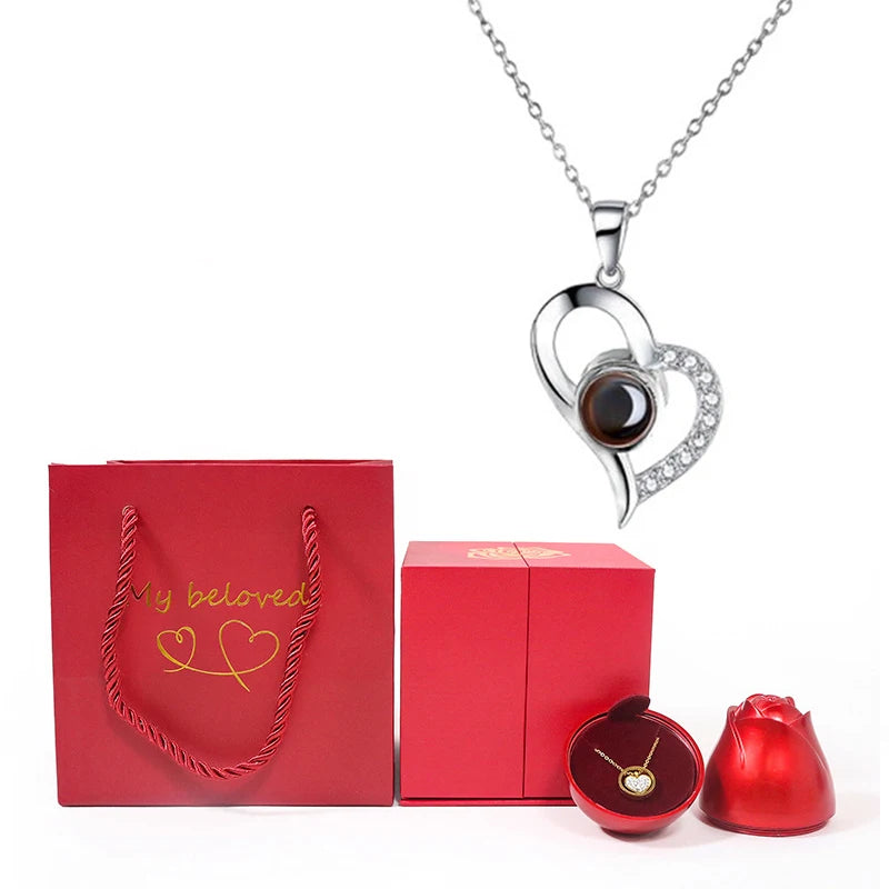 Coffret avec Collier Je T'aime 100 Langues