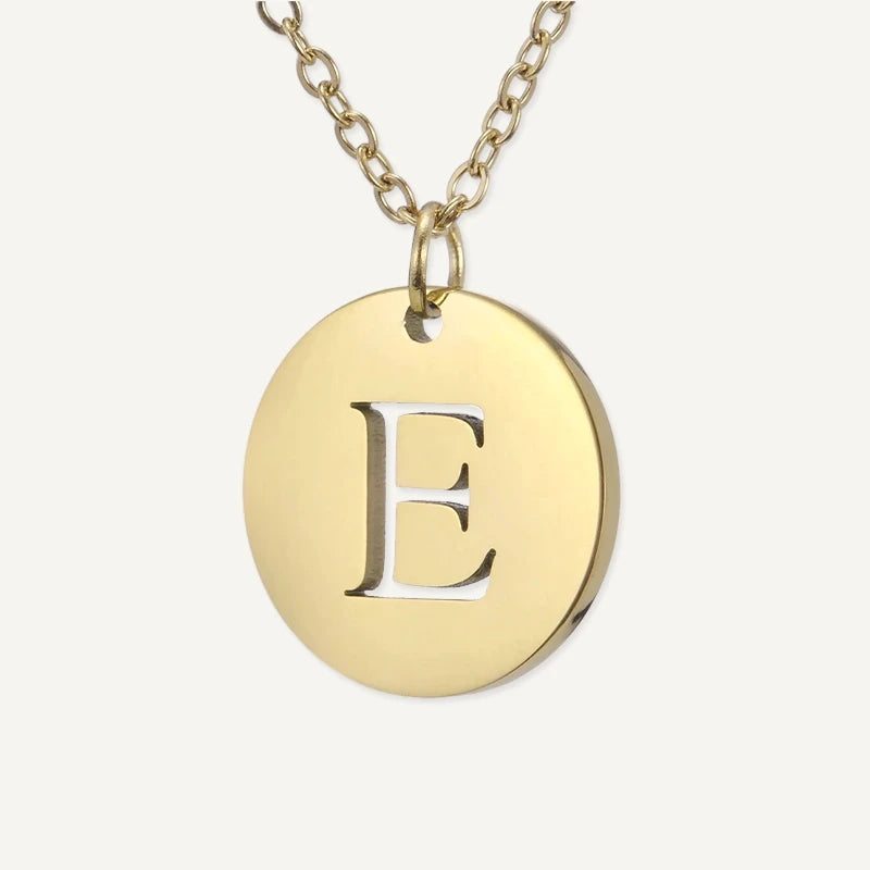 Collier Pendentif Rond Initiale Or Lettre E