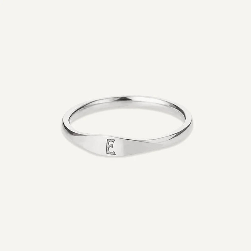 Bague Initiale Gravé Argent E