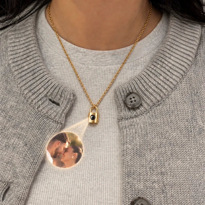 Collier Cadenas Projection Photo Or Femme