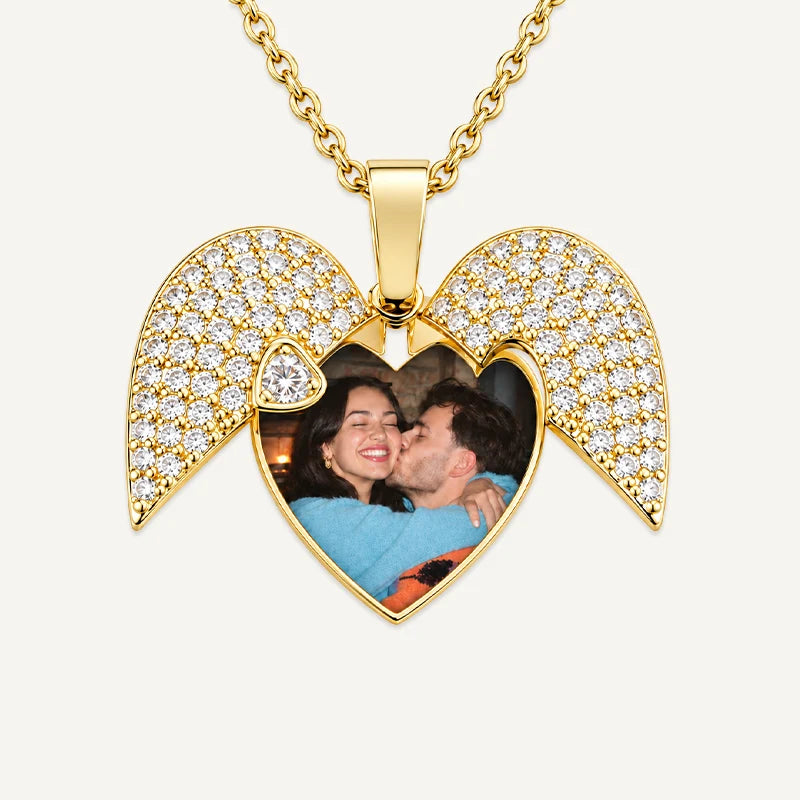 Collier Cœur Scintillant Ailes d’Ange Photo Or