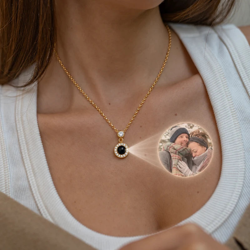 Collier Éclipse Projection Photo Or Femme