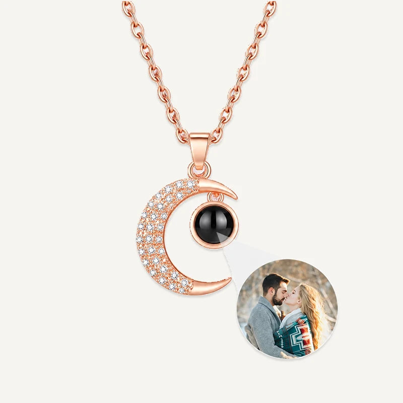Collier Lune Projection Photo Or Rose