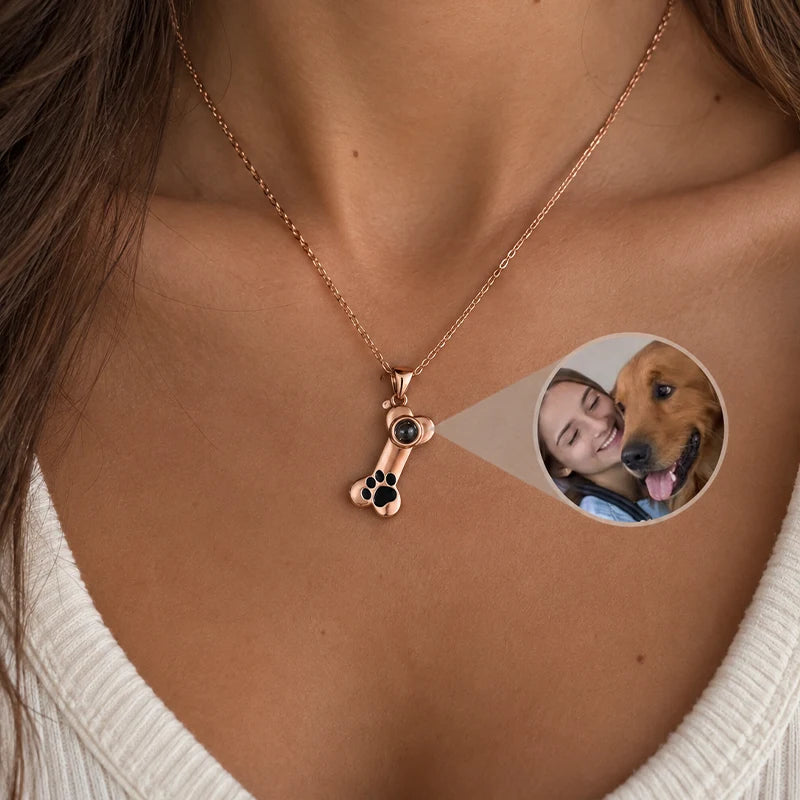 Collier Projection Photo Os de Chien Or Rose Femme
