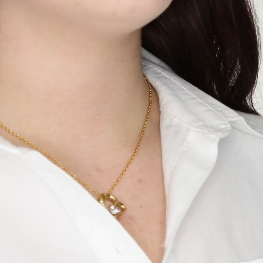 Collier Coeur Diamant Vidéo